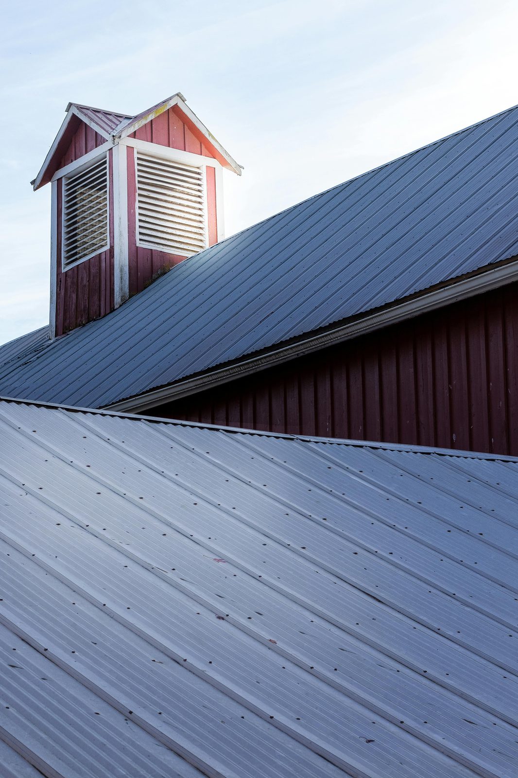 Metal sheet roof on a large building